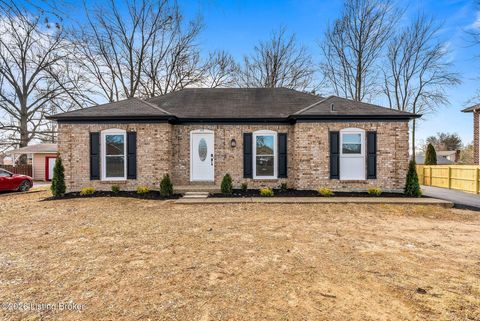 Photo of 1112 Herr Ln, Louisville, KY 40222 (MLS # 1707651)