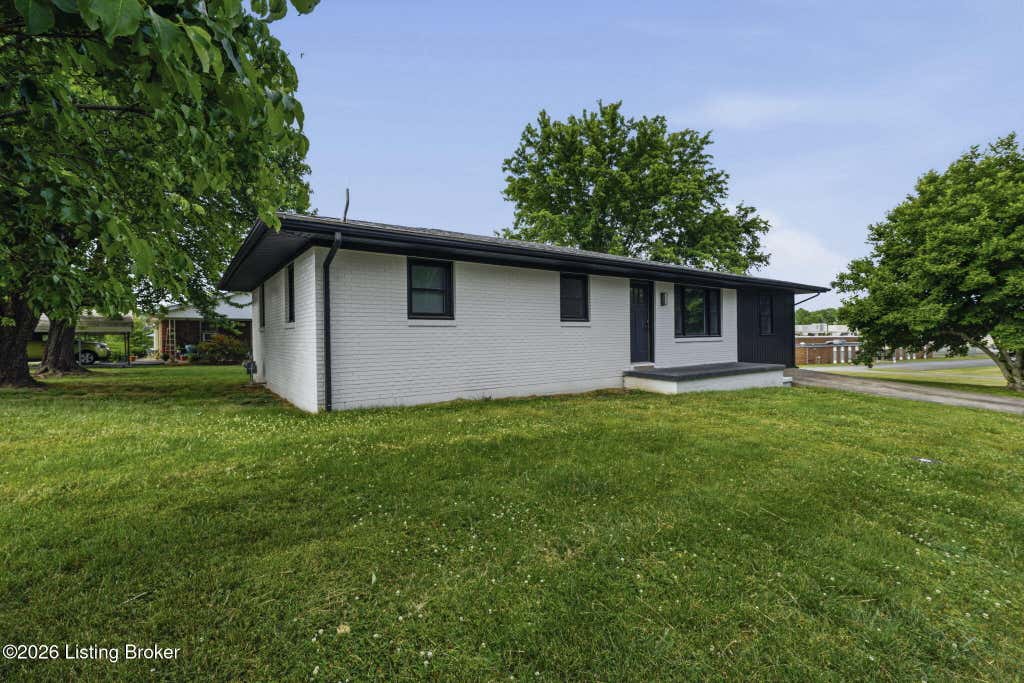 Photo of 202 Industrial Rd, Greensburg, KY 42743 (MLS # 1719729)