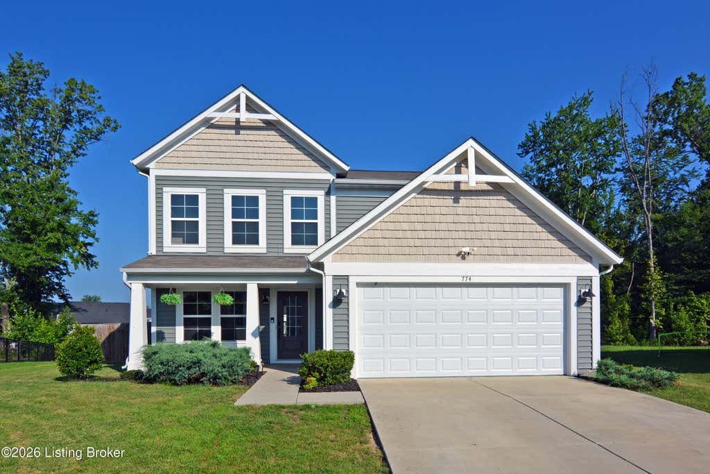 Photo of 774 Mallard Lake Blvd, Shepherdsville, KY 40165 (MLS # 1722353)