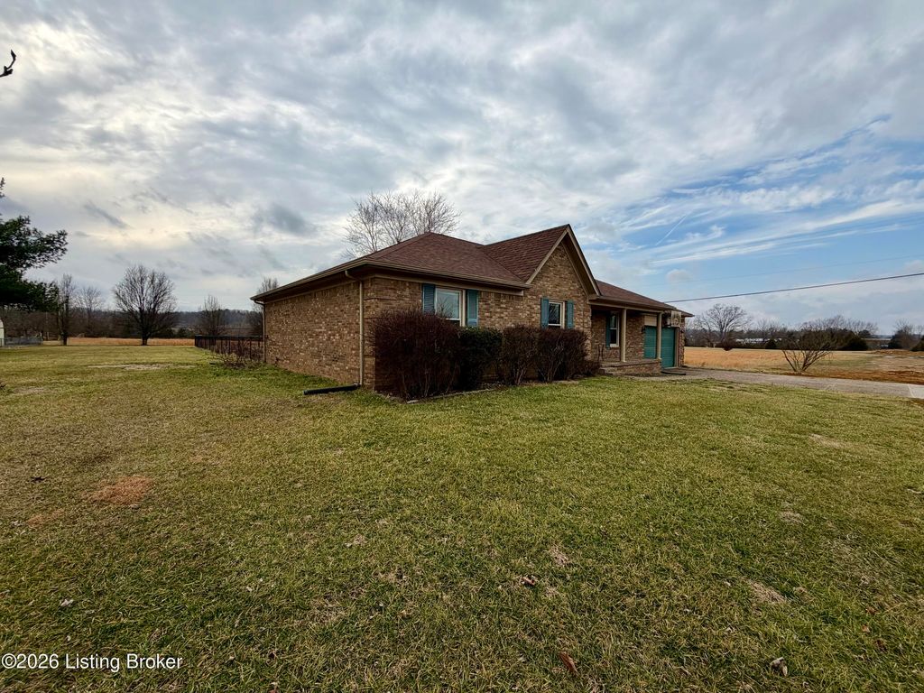 Photo of 6269 New Shepherdsville Rd, Coxs Creek, KY 40013 (MLS # 1709301)