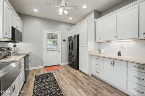 Tiny photo for 4517 S 3rd St, Louisville, KY 40214 (MLS # 1729625)