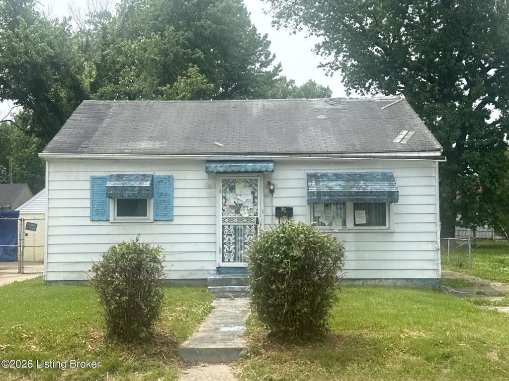 Photo of 902 Loretto Ave, Louisville, KY 40211 (MLS # 1718223)