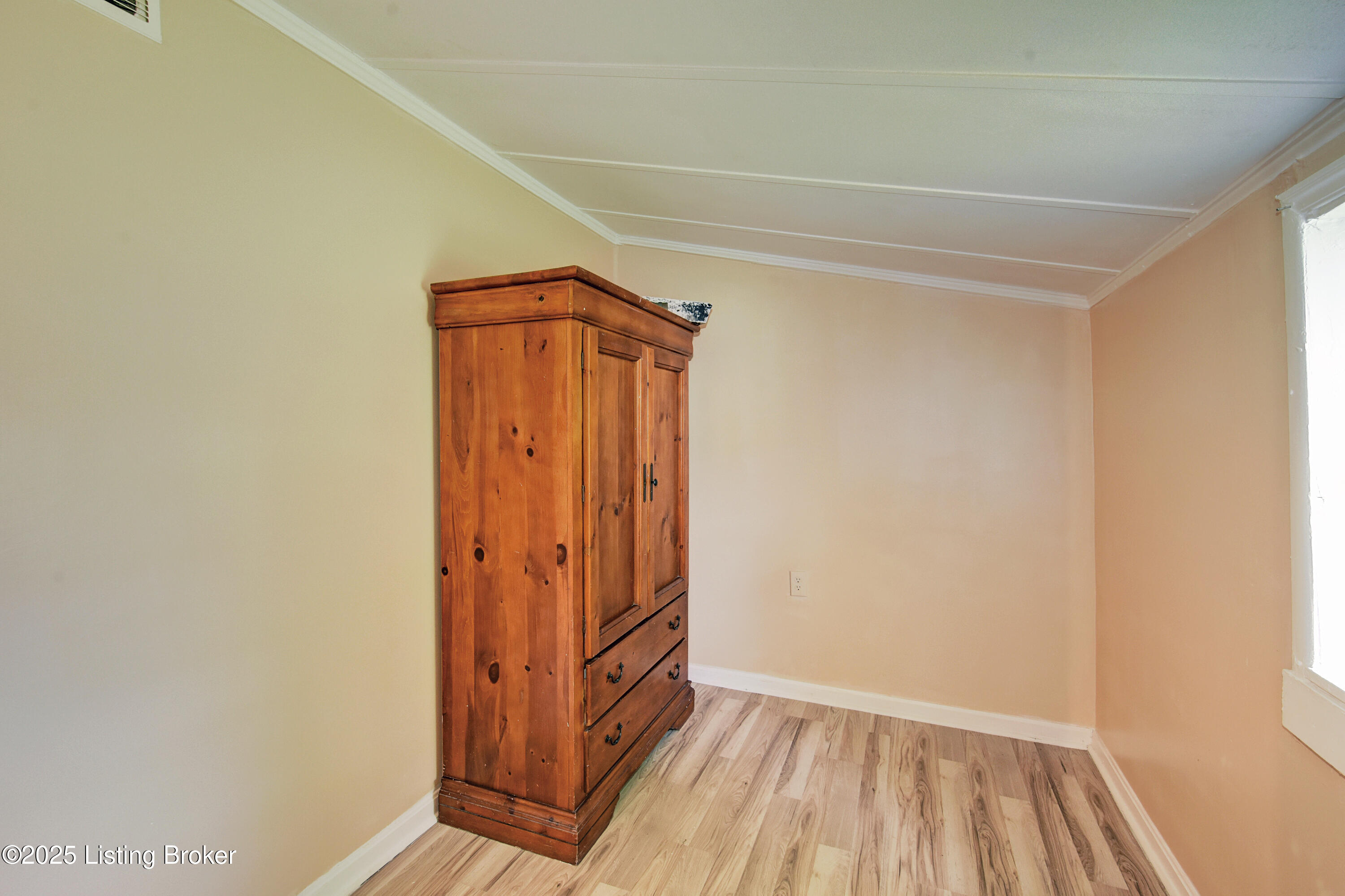 7008 Dunkirk Ln, Louisville, Pennsylvania image 19