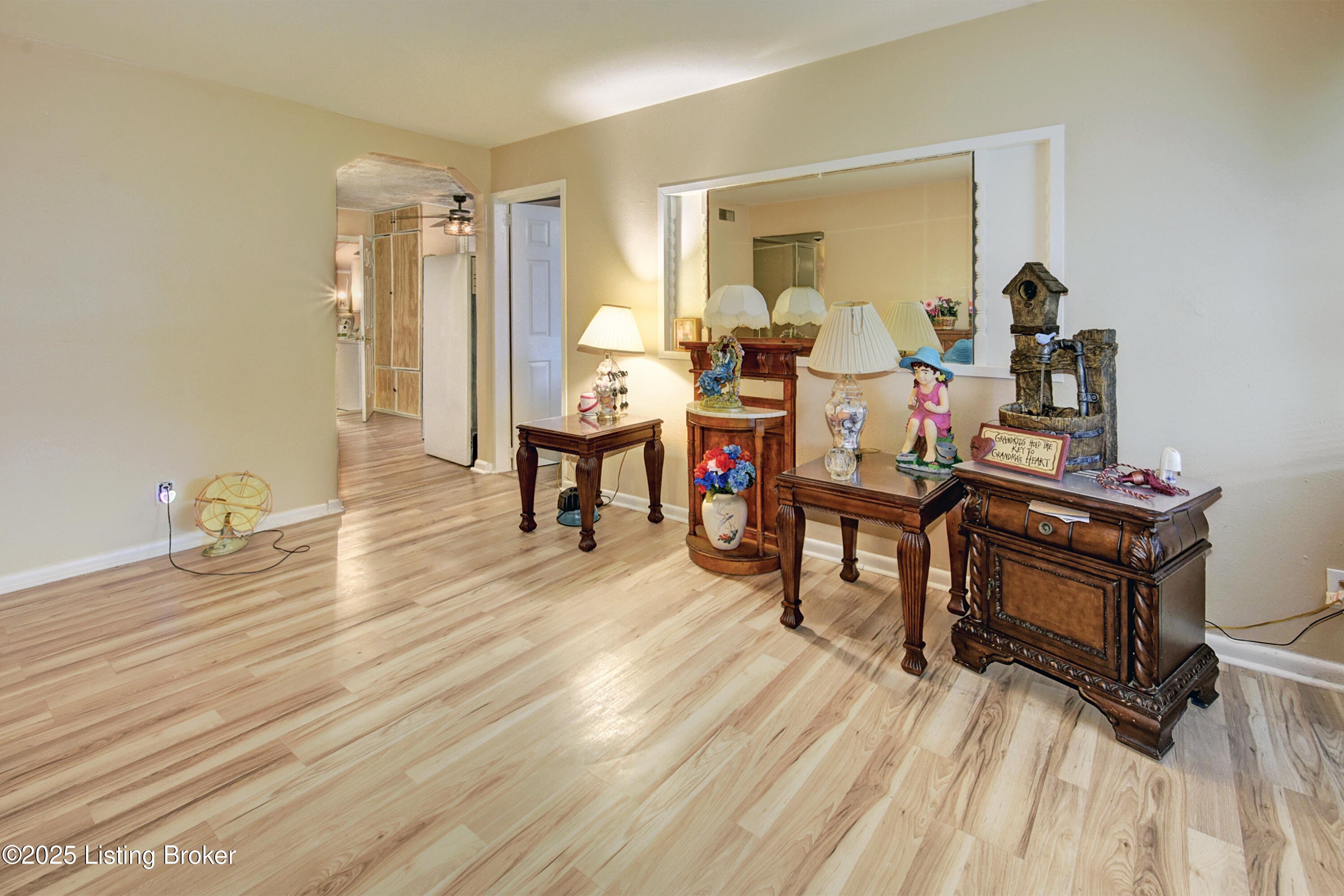 7008 Dunkirk Ln, Louisville, Pennsylvania image 5