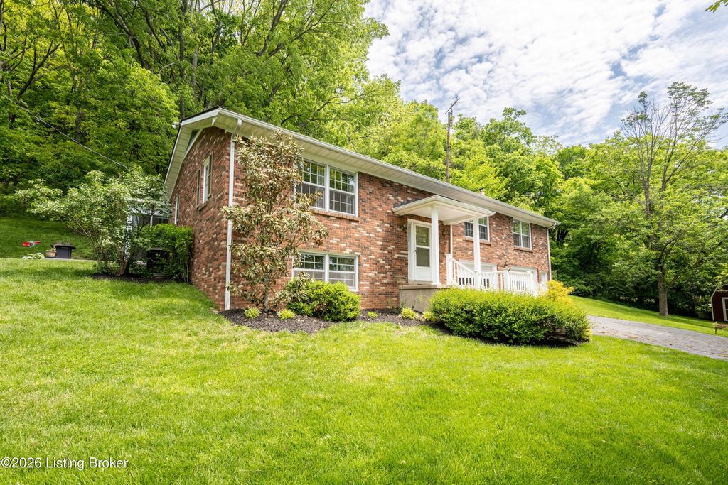 Photo of 2043 Lock Rd, Carrollton, KY 41008 (MLS # 1716580)