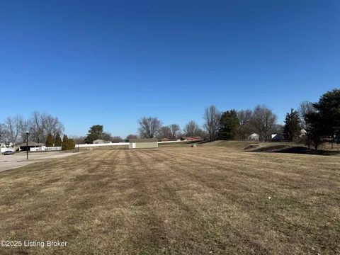 MLS: 1681383