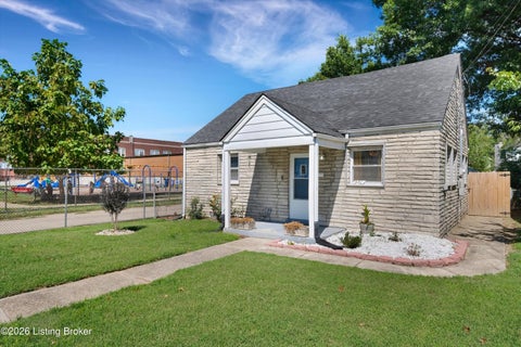 Tiny photo for 541 Brentwood Ave, Louisville, KY 40215 (MLS # 1729711)