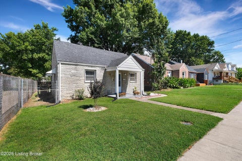 Tiny photo for 541 Brentwood Ave, Louisville, KY 40215 (MLS # 1729711)