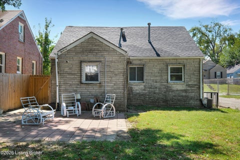 Tiny photo for 541 Brentwood Ave, Louisville, KY 40215 (MLS # 1729711)