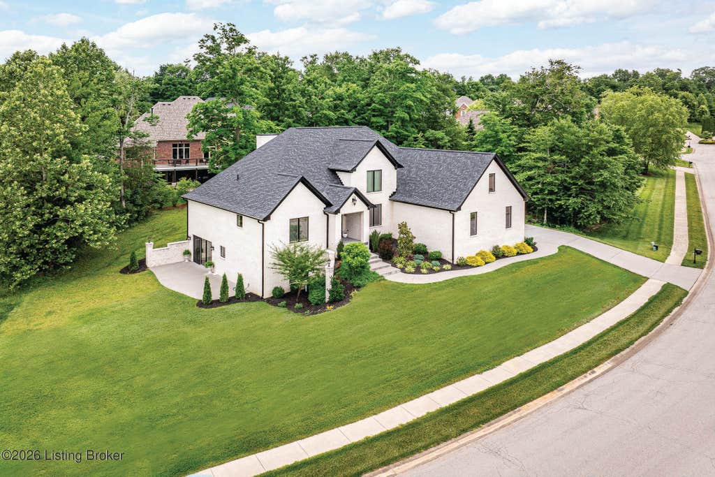Photo of 3506 Charlevoix Ct, Floyds Knobs, IN 47119 (MLS # 1723631)