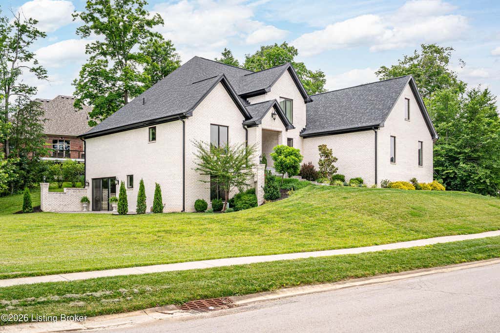Photo of 3506 Charlevoix Ct, Floyds Knobs, IN 47119 (MLS # 1723631)