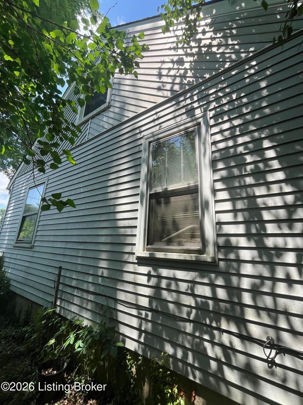 Photo of 8717 Blue Lick Rd, Louisville, KY 40219 (MLS # 1718163)