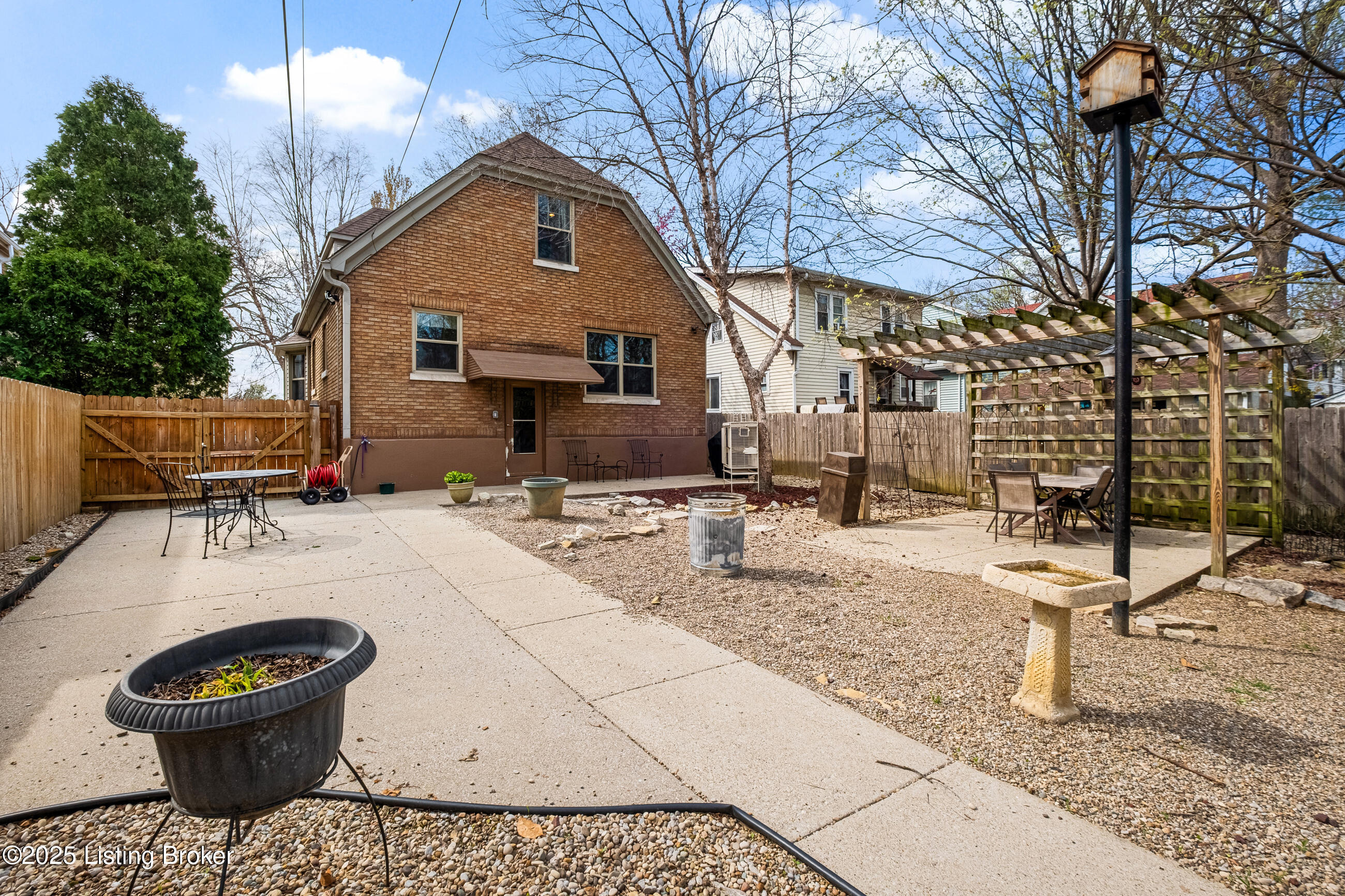 4613 S 2nd St, Louisville, Kentucky image 37