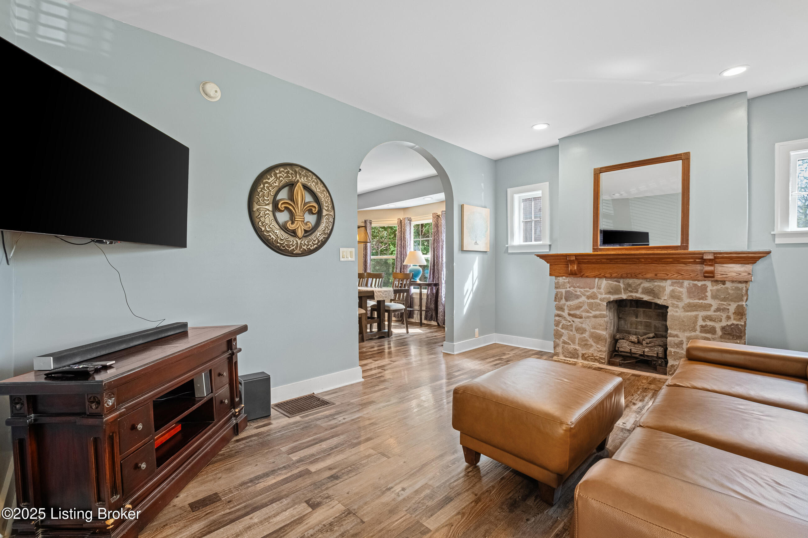 4613 S 2nd St, Louisville, Kentucky image 4