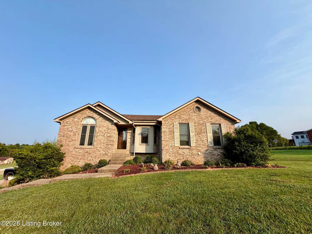 Photo of 354 Deacon Trace Rd, Taylorsville, KY 40071 (MLS # 1725829)