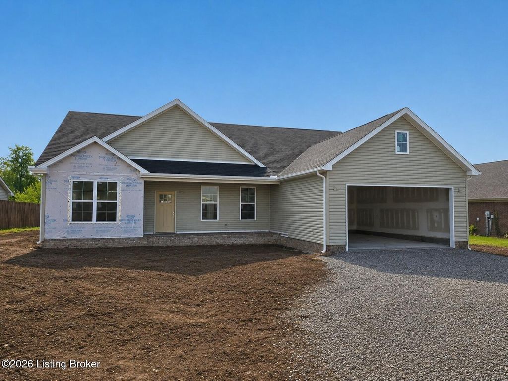 Photo of 102 Blatina Dr, Vine Grove, KY 40175 (MLS # 1715912)