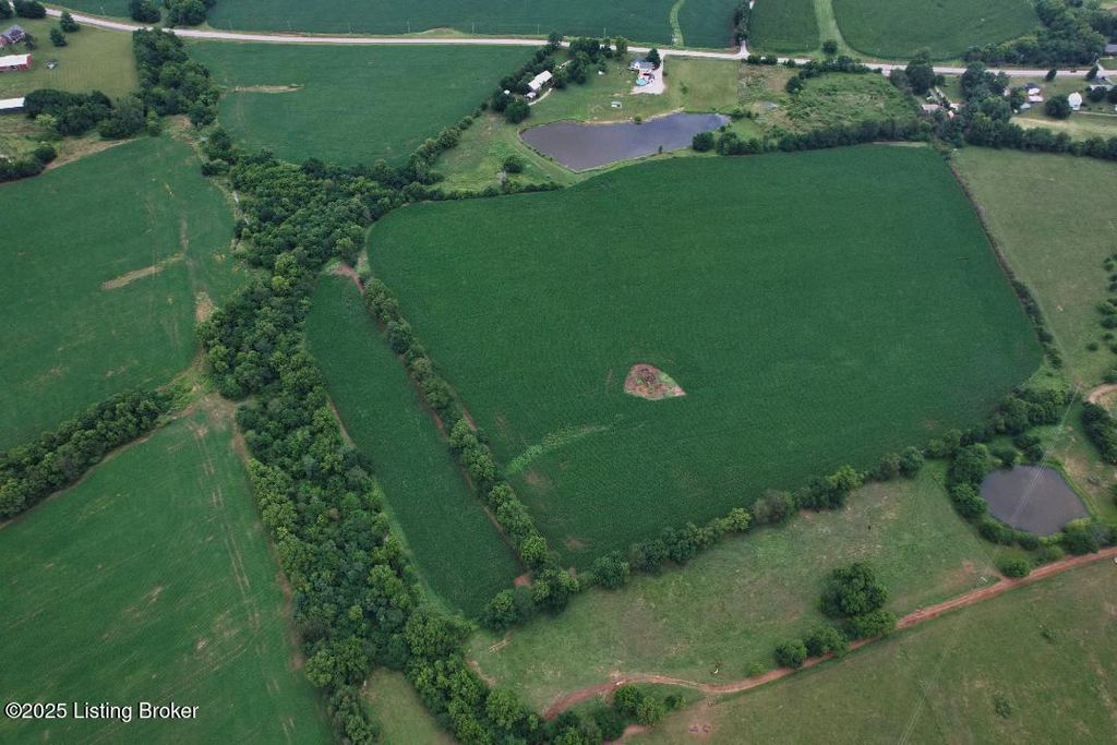 Photo of Tract 4B Castle Hwy, Pleasureville, KY 40057 (MLS # 1705033)