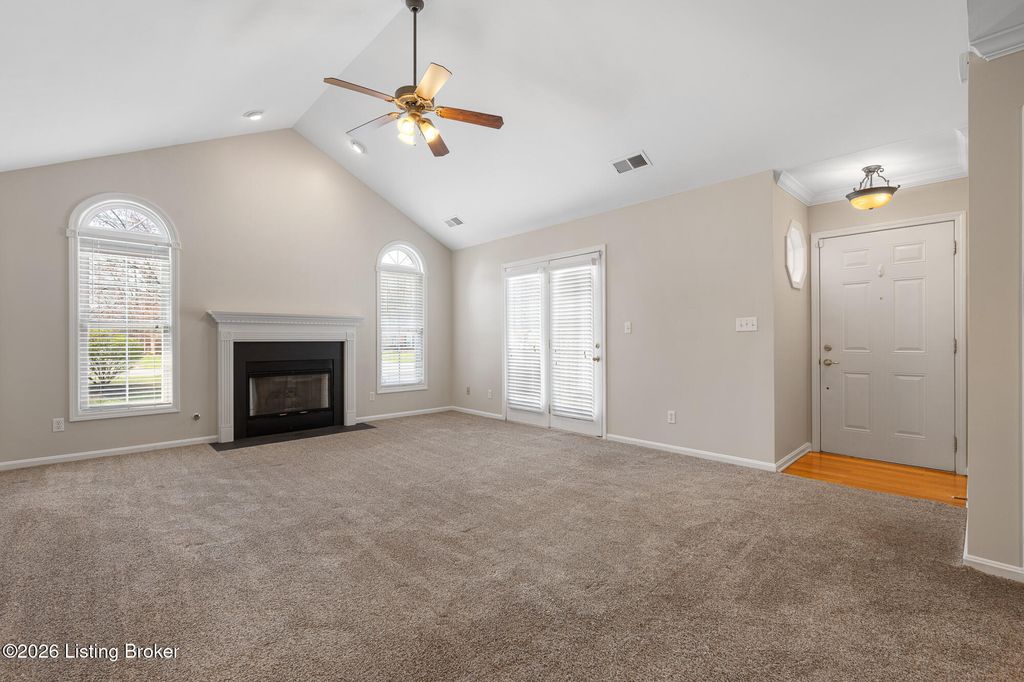 Photo of 7909 Manner Pointe Dr, Louisville, KY 40220 (MLS # 1712571)