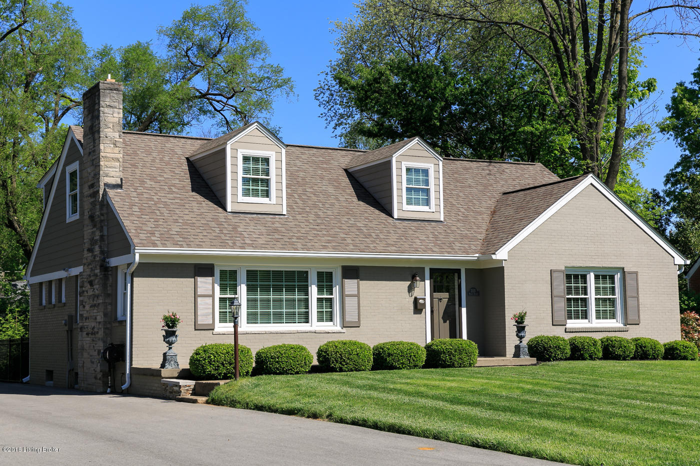 2121 Dahlia Ave, Louisville, Pennsylvania image 1
