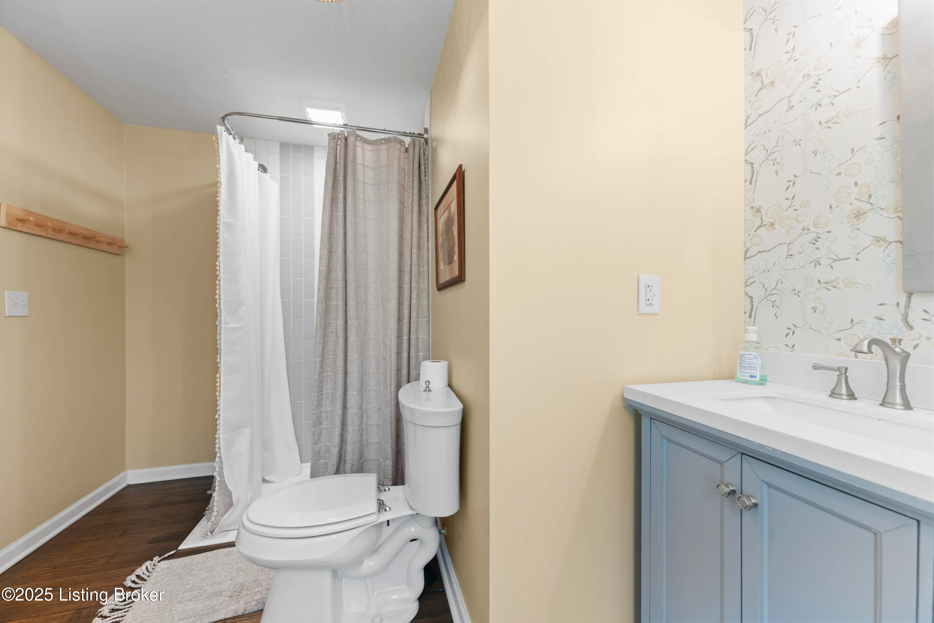 Crestwood, Kentucky 40014, United States, 3 Bedrooms Bedrooms, ,1 BathroomBathrooms,Residential,Active,130558