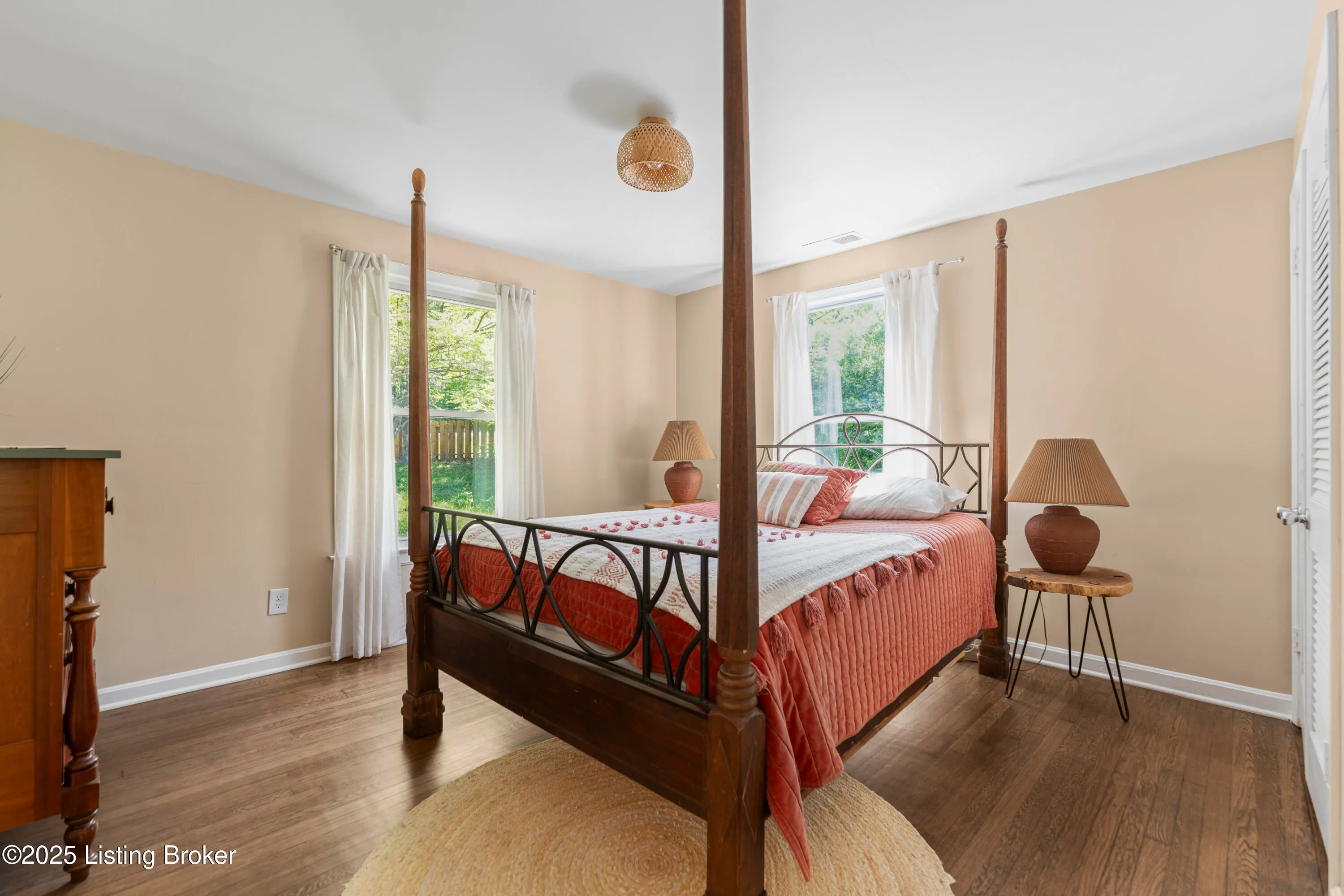 Crestwood, Kentucky 40014, United States, 3 Bedrooms Bedrooms, ,1 BathroomBathrooms,Residential,Active,130558