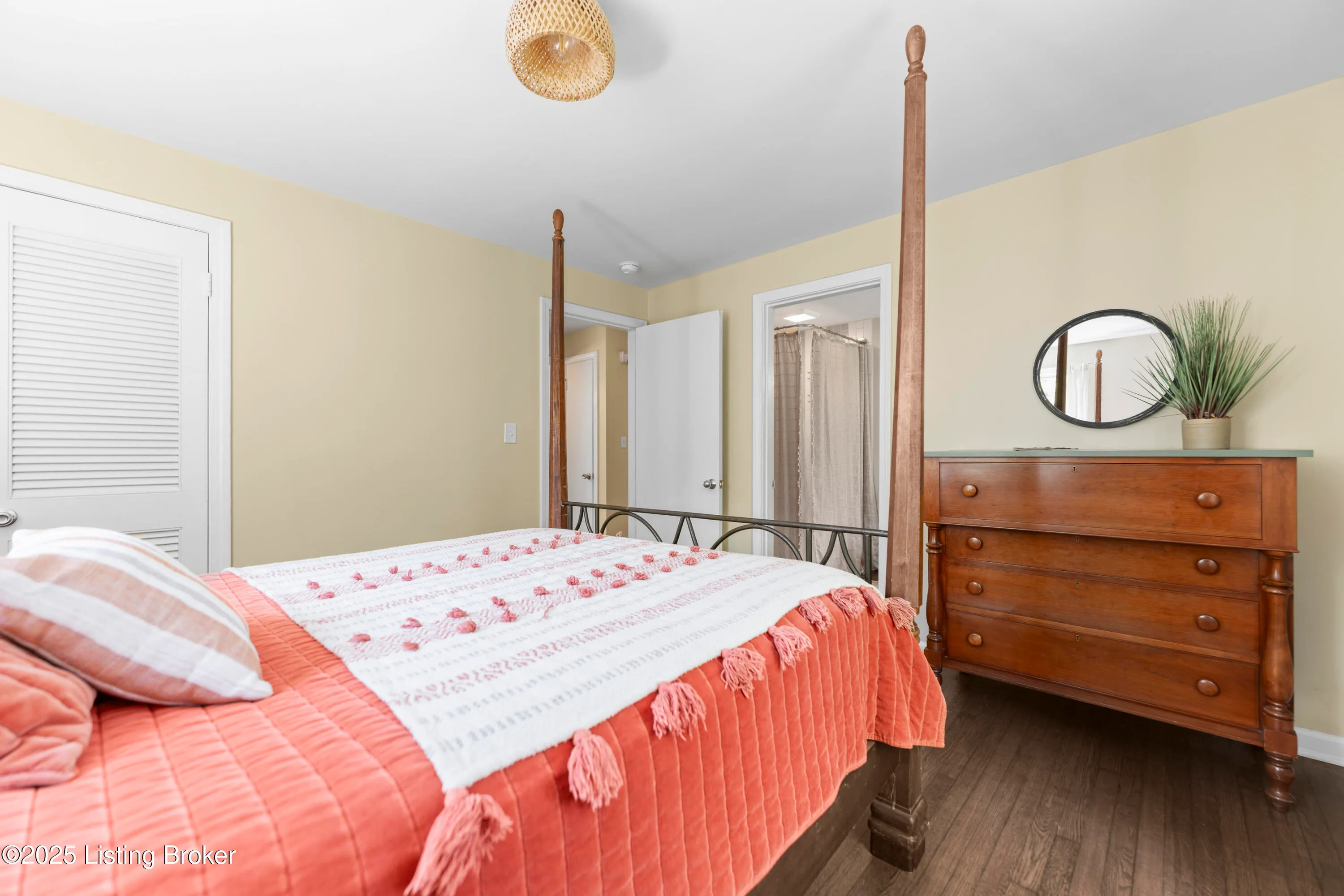 Crestwood, Kentucky 40014, United States, 3 Bedrooms Bedrooms, ,1 BathroomBathrooms,Residential,Active,130558