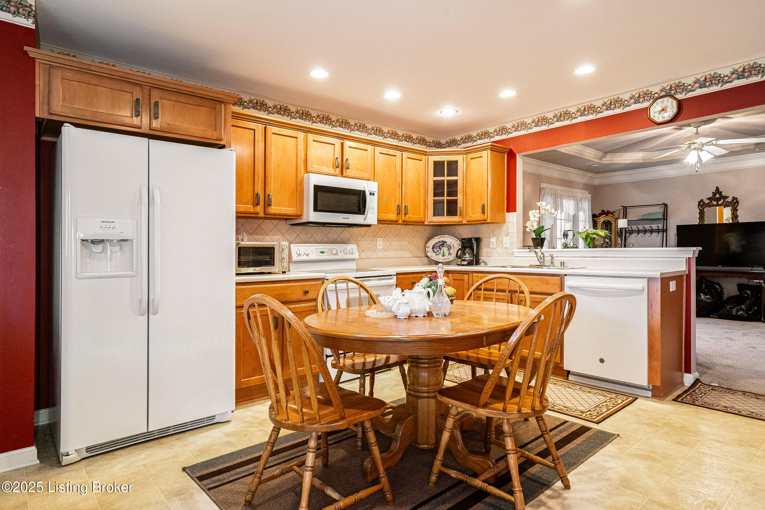 7256 Briscoe Vista Way, Louisville, Kentucky image 11