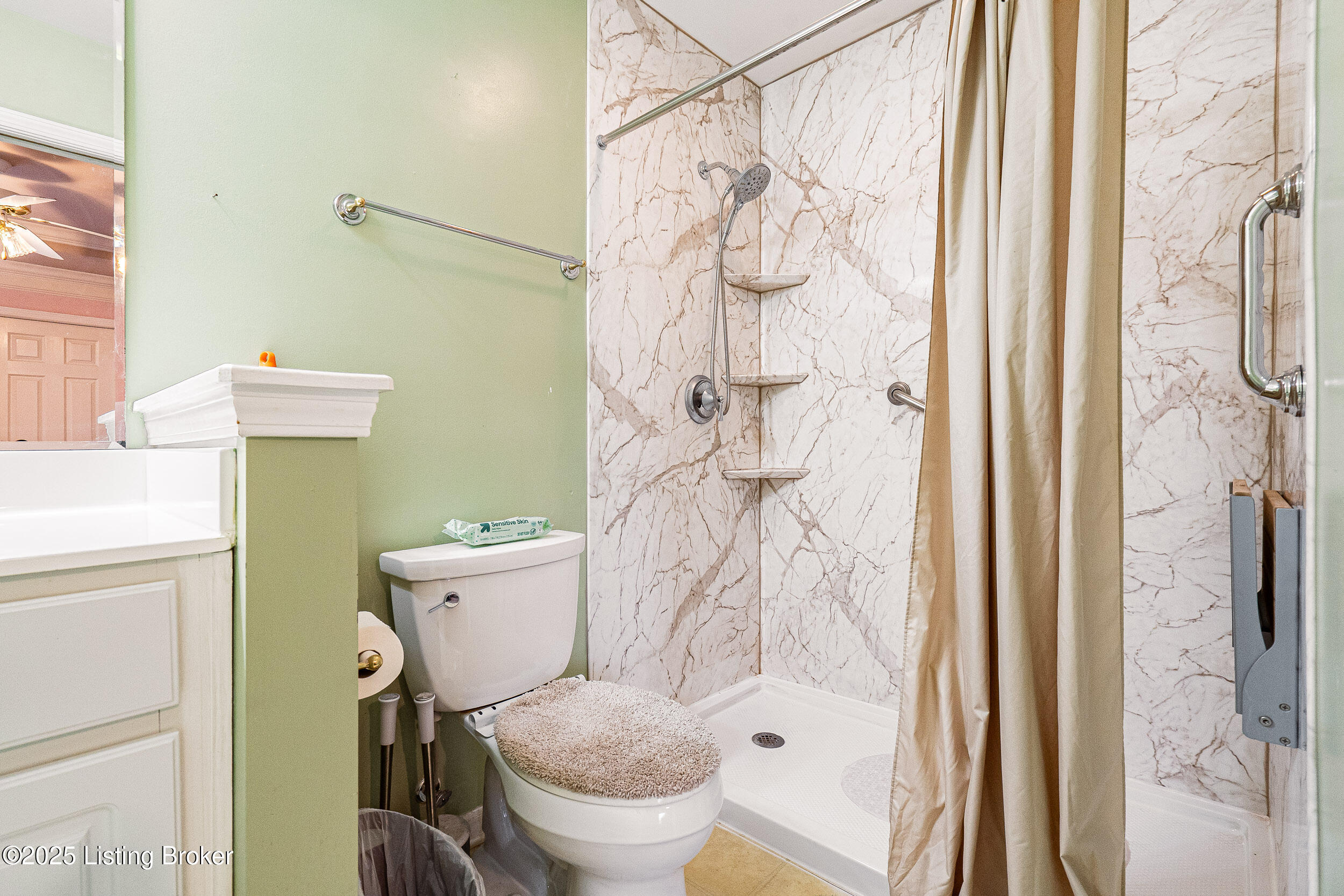 7256 Briscoe Vista Way, Louisville, Kentucky image 22