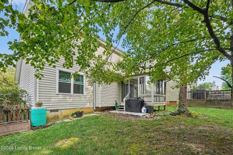 Tiny photo for 10400 Pinoak View Dr, Jeffersontown, KY 40299 (MLS # 1729674)