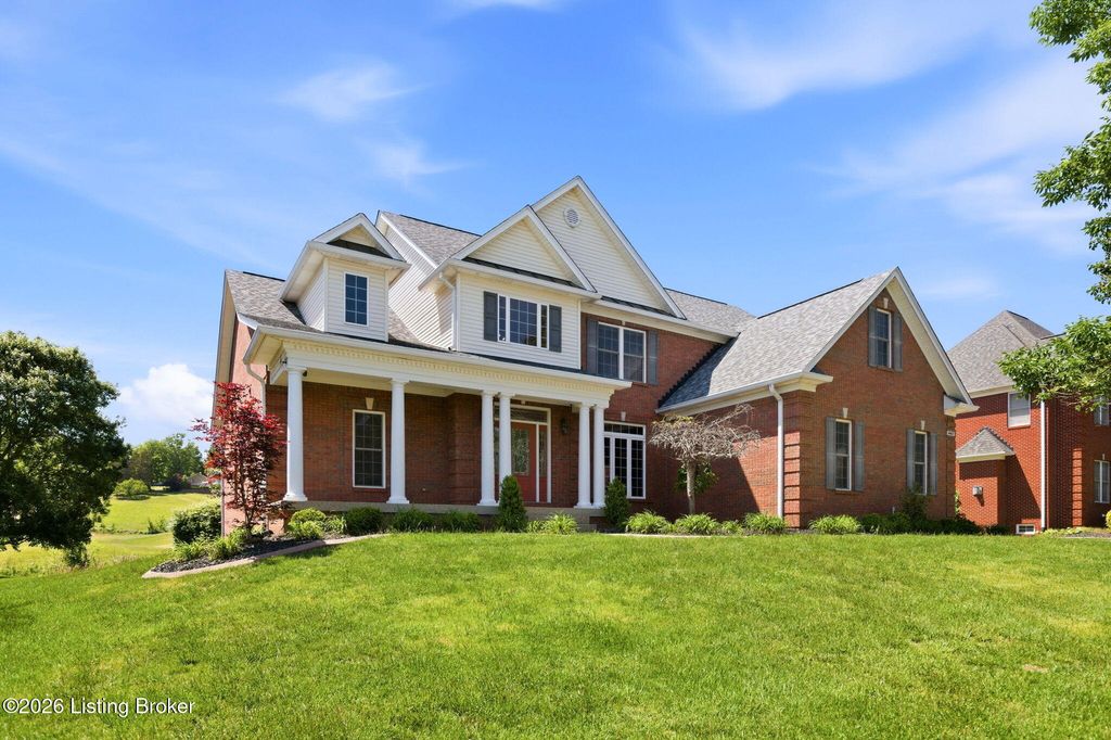 Photo of 447 Heritage Hill Pkwy, Shepherdsville, KY 40165 (MLS # 1716310)