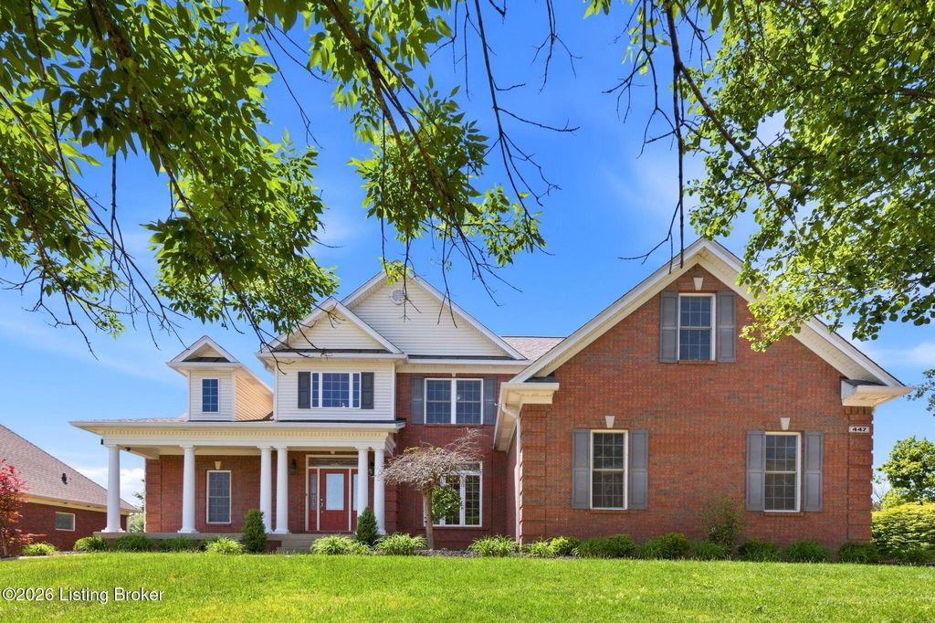 Photo of 447 Heritage Hill Pkwy, Shepherdsville, KY 40165 (MLS # 1716310)