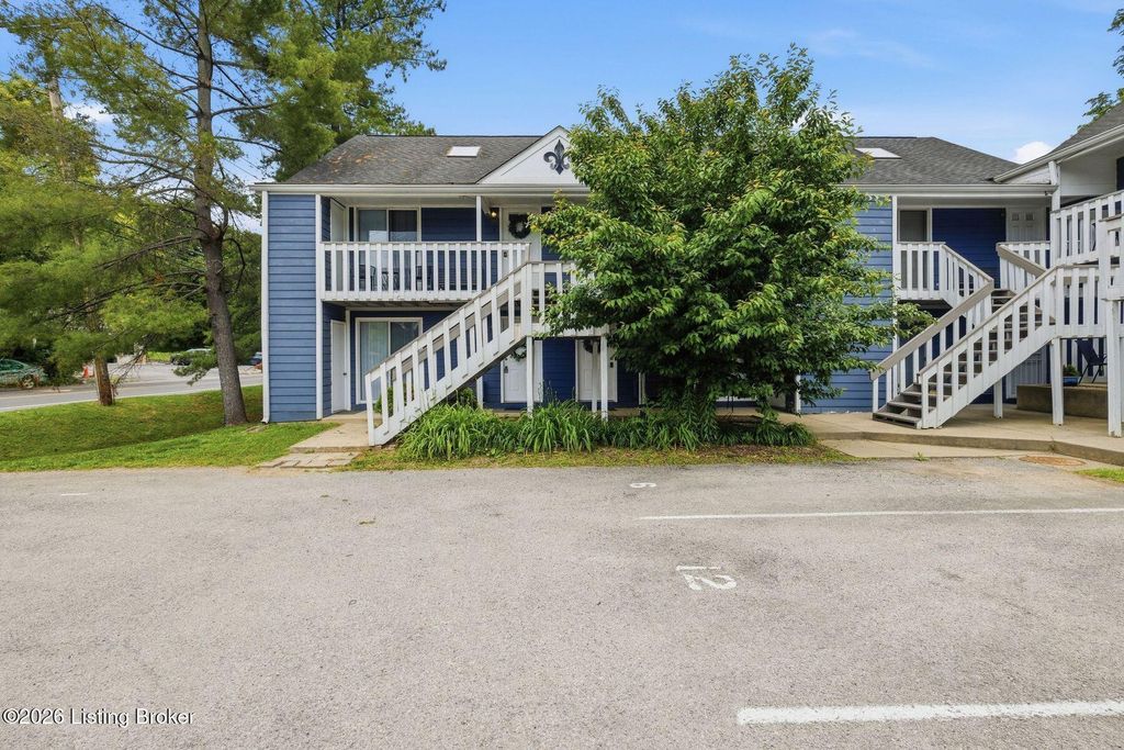 Photo of 2738 Brownsboro Rd #1, Louisville, KY 40206 (MLS # 1717765)