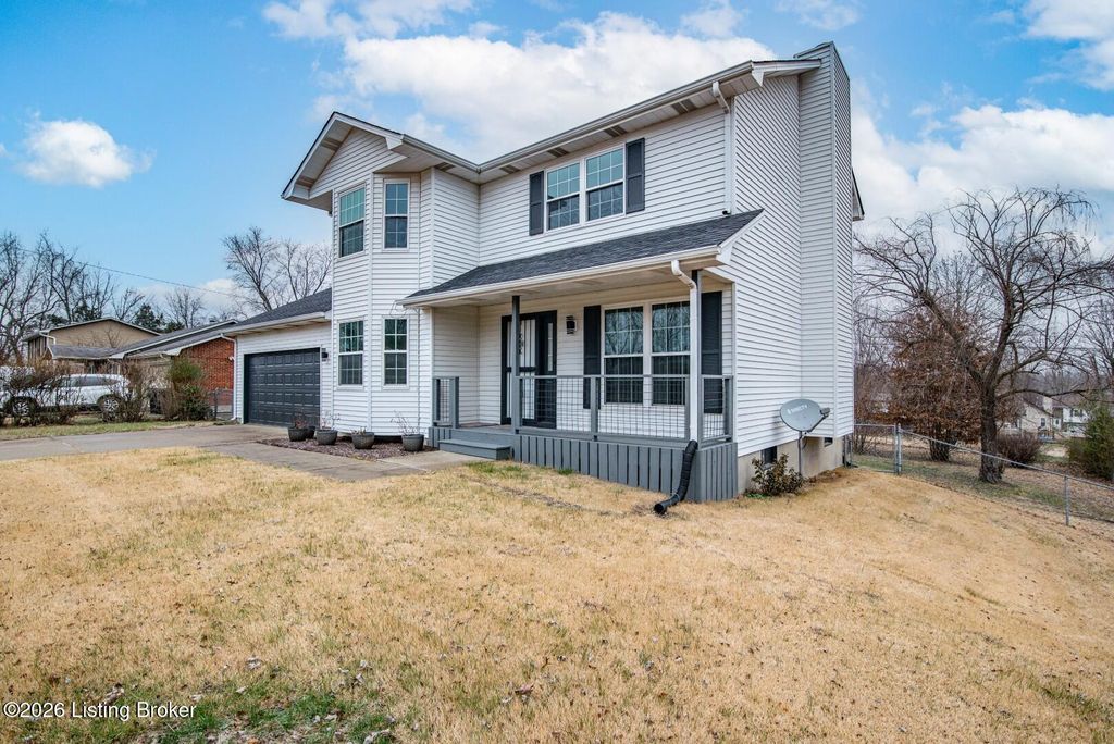 Photo of 3004 S Woodland Dr, Radcliff, KY 40160 (MLS # 1706026)