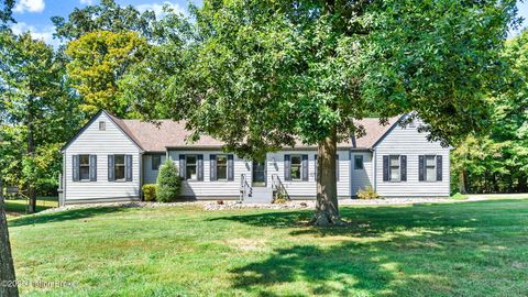 Photo of 10101 Secretariat Dr, Goshen, KY 40026 (MLS # 1700434)