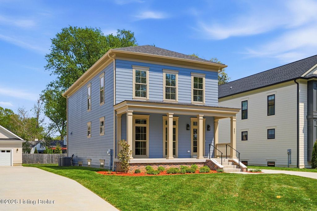 Photo of 907 S Sherrin Ave, Louisville, KY 40207 (MLS # 1714779)