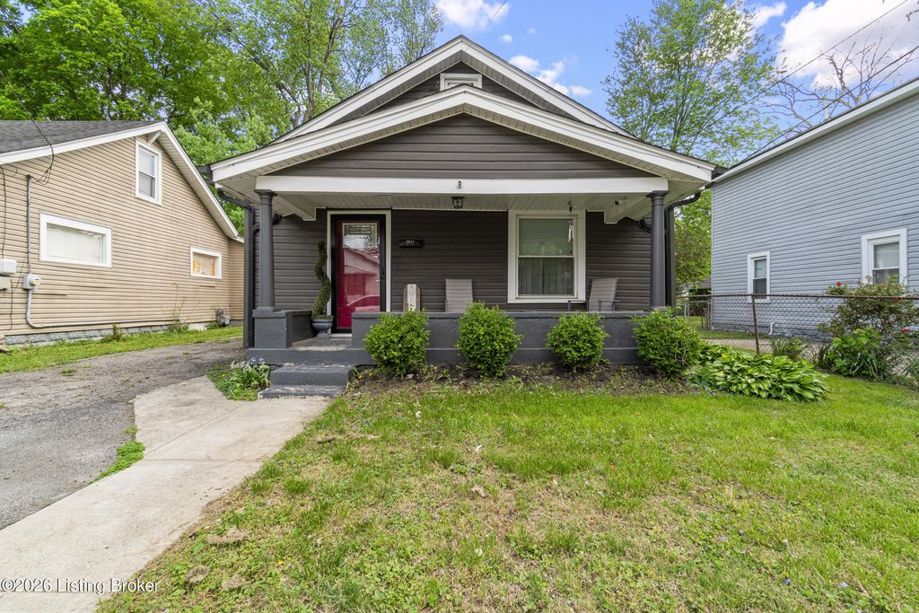 Photo of 1014 Sale Ave, Louisville, KY 40215 (MLS # 1714390)