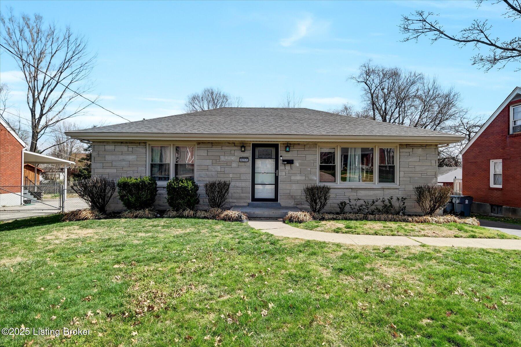 4251 Regina Ln, Louisville, Pennsylvania image 1
