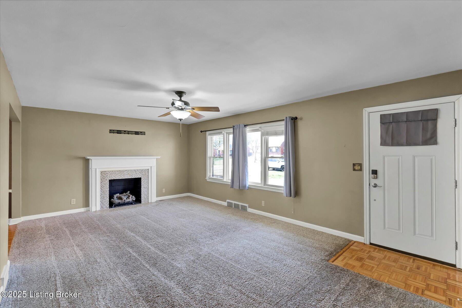 4251 Regina Ln, Louisville, Pennsylvania image 4