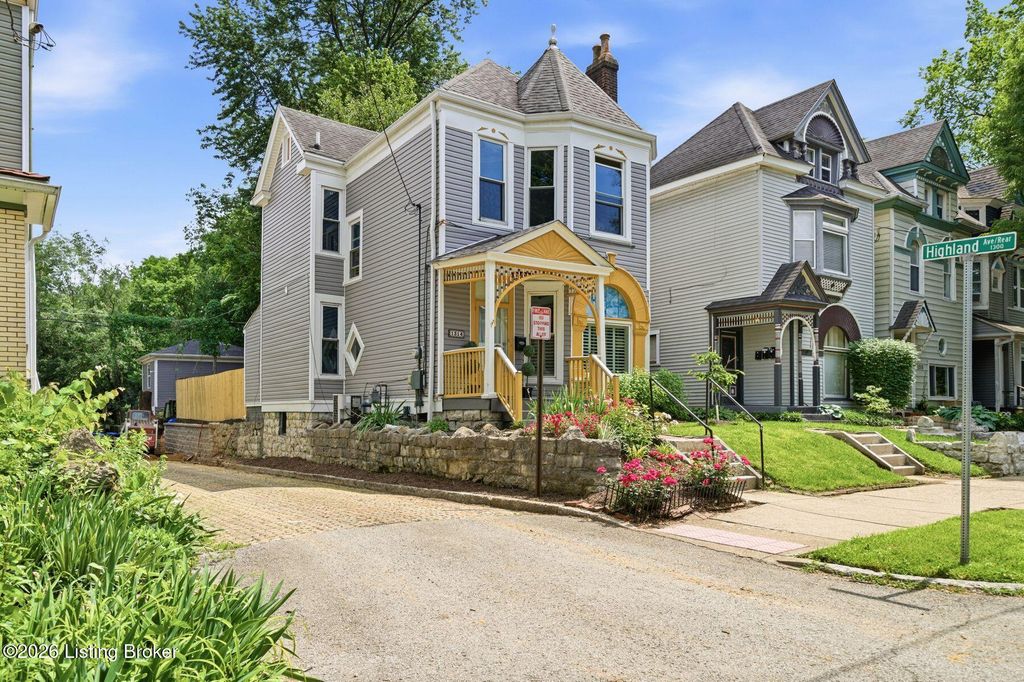 Photo of 1314 Morton Ave, Louisville, KY 40204 (MLS # 1718262)