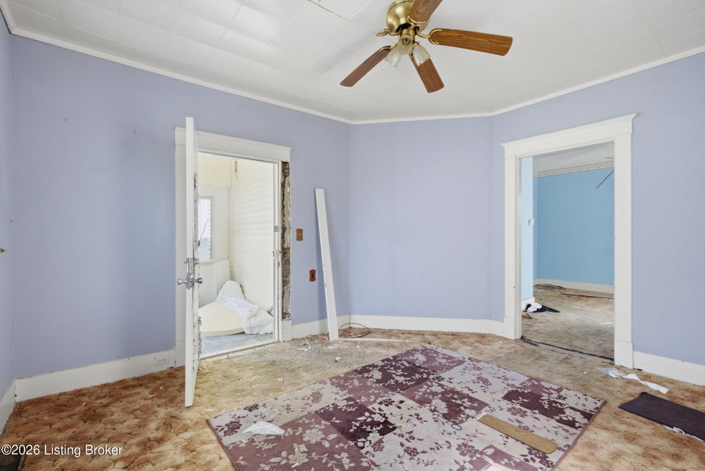 Photo of 1703 Lee Ct, Louisville, KY 40217 (MLS # 1727736)
