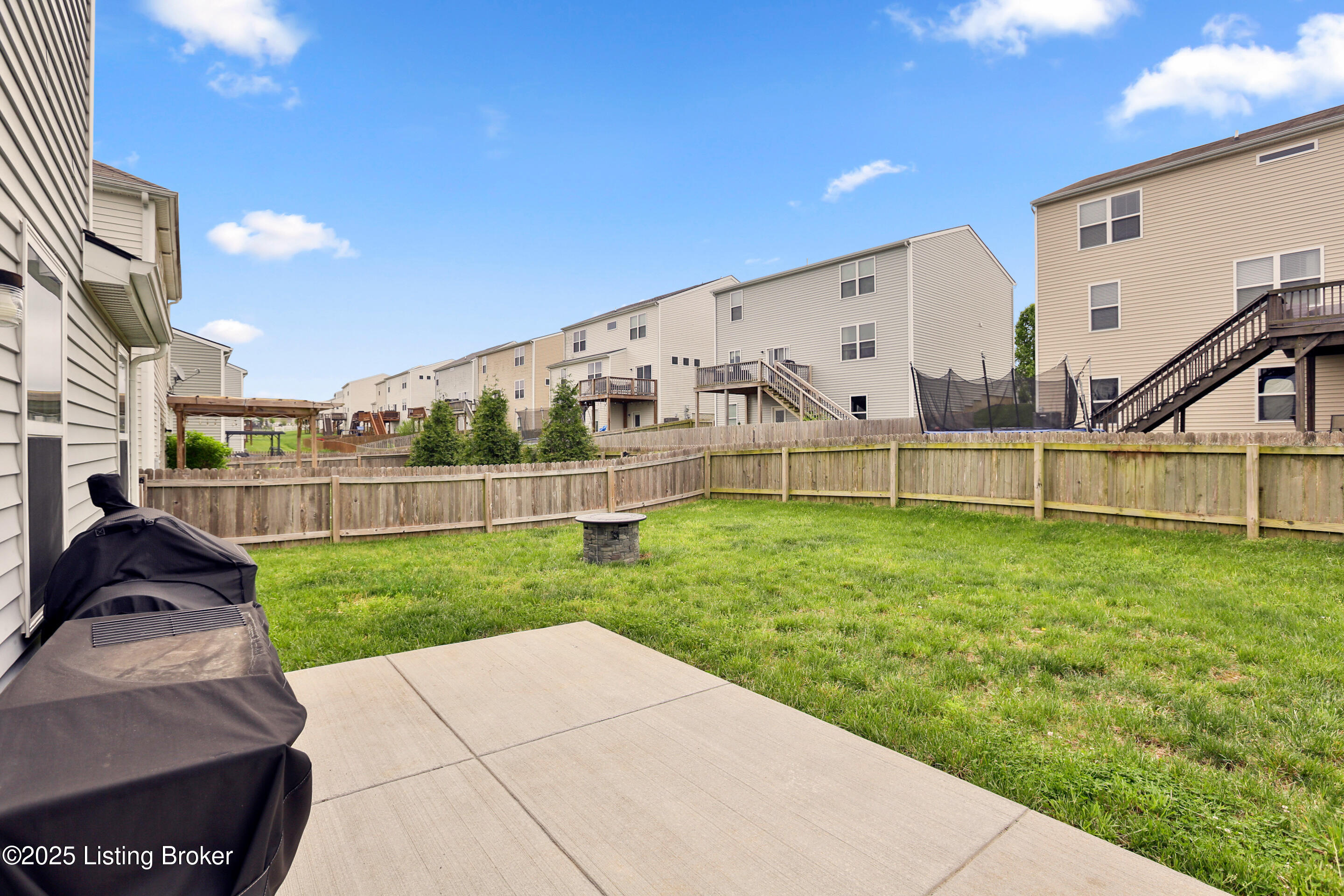 5047 Tealwood Dr, Shelbyville, Kentucky image 29