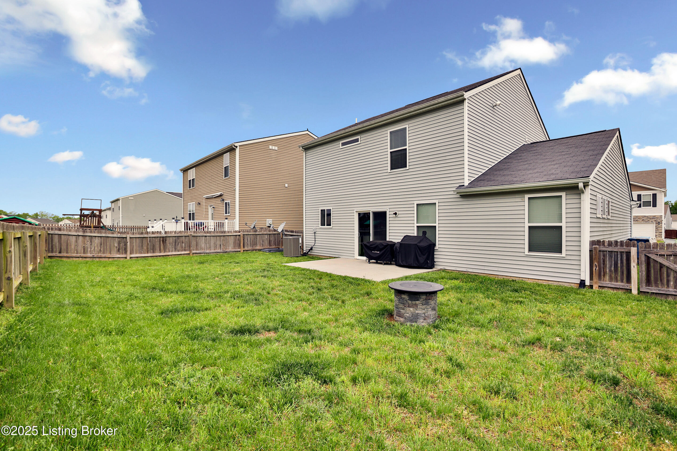 5047 Tealwood Dr, Shelbyville, Kentucky image 30