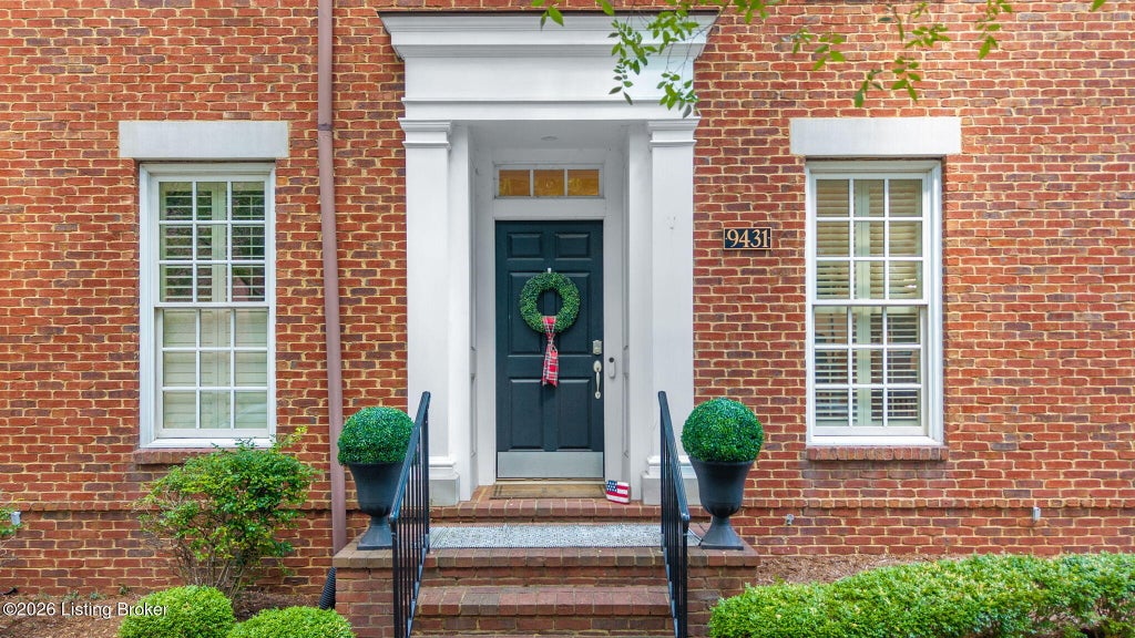 Photo of 9431 Norton Commons Blvd, Prospect, KY 40059 (MLS # 1728146)