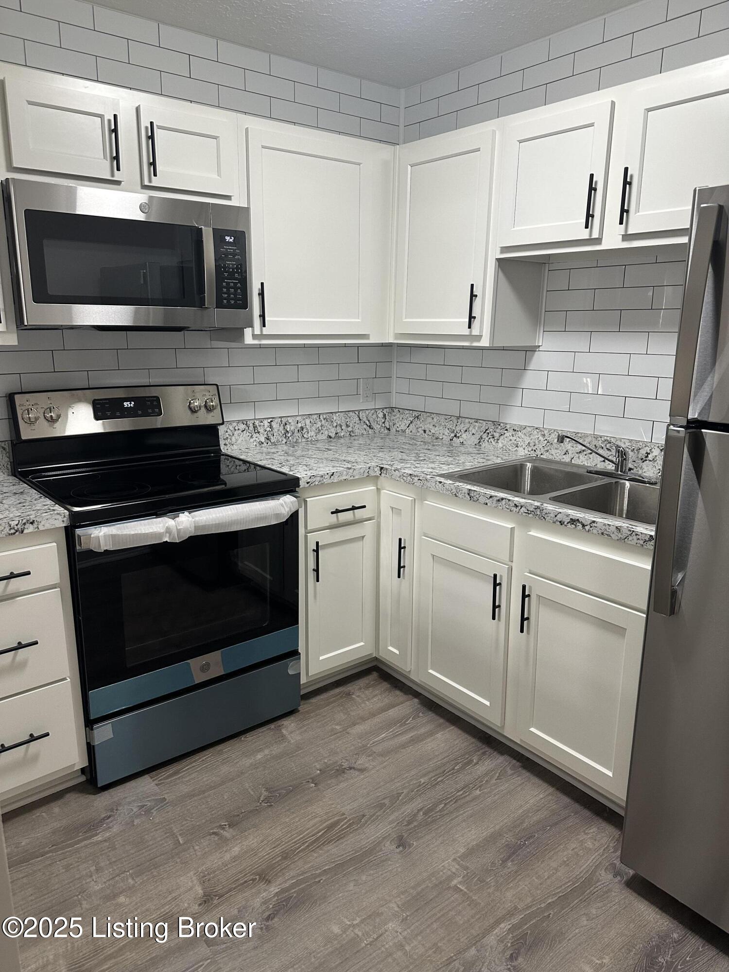 9610 Westport Rd #7, Louisville, Kentucky image 2