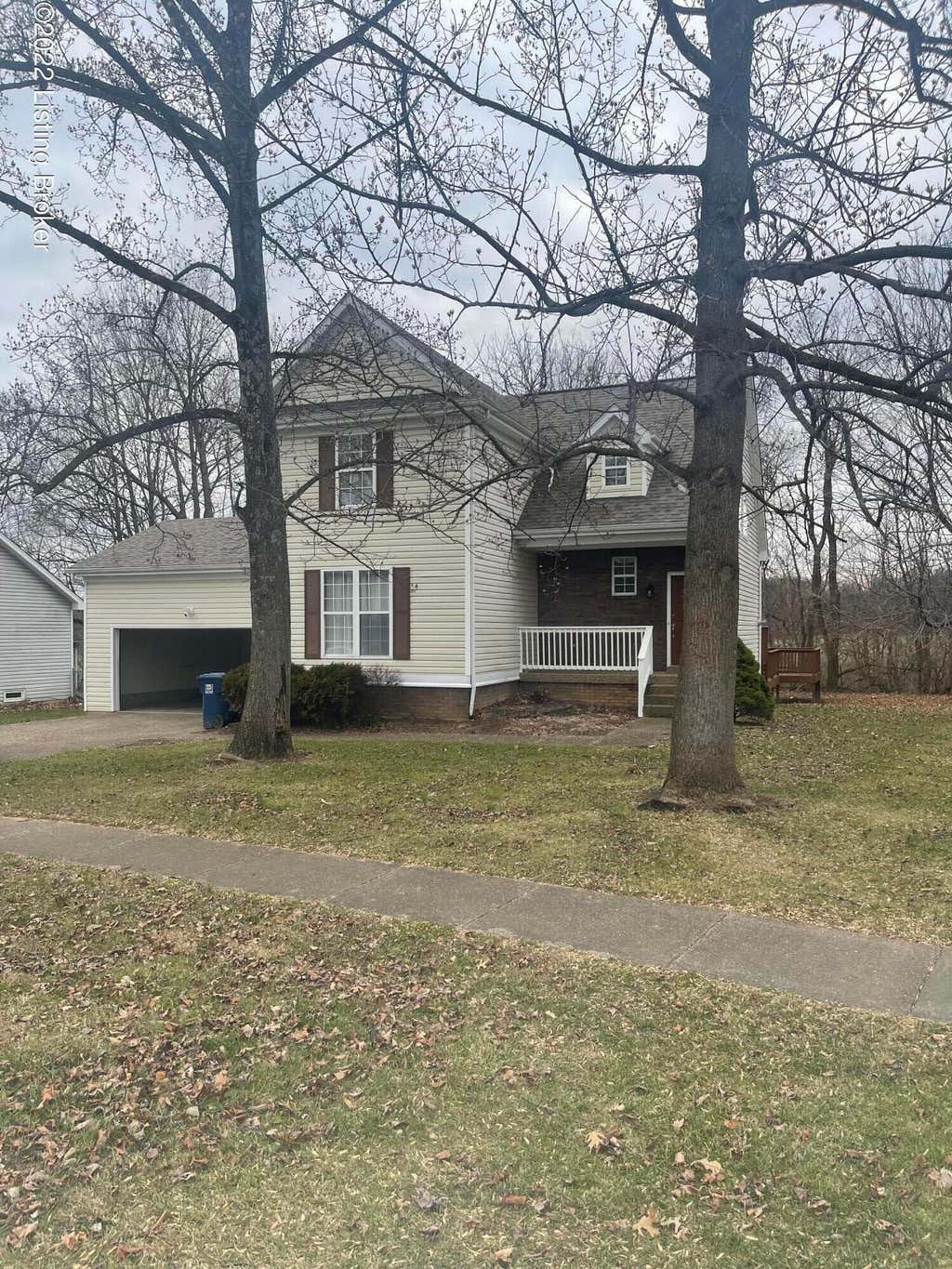 Photo of 6300 Camden Ct, Crestwood, KY 40014 (MLS # 1727174)