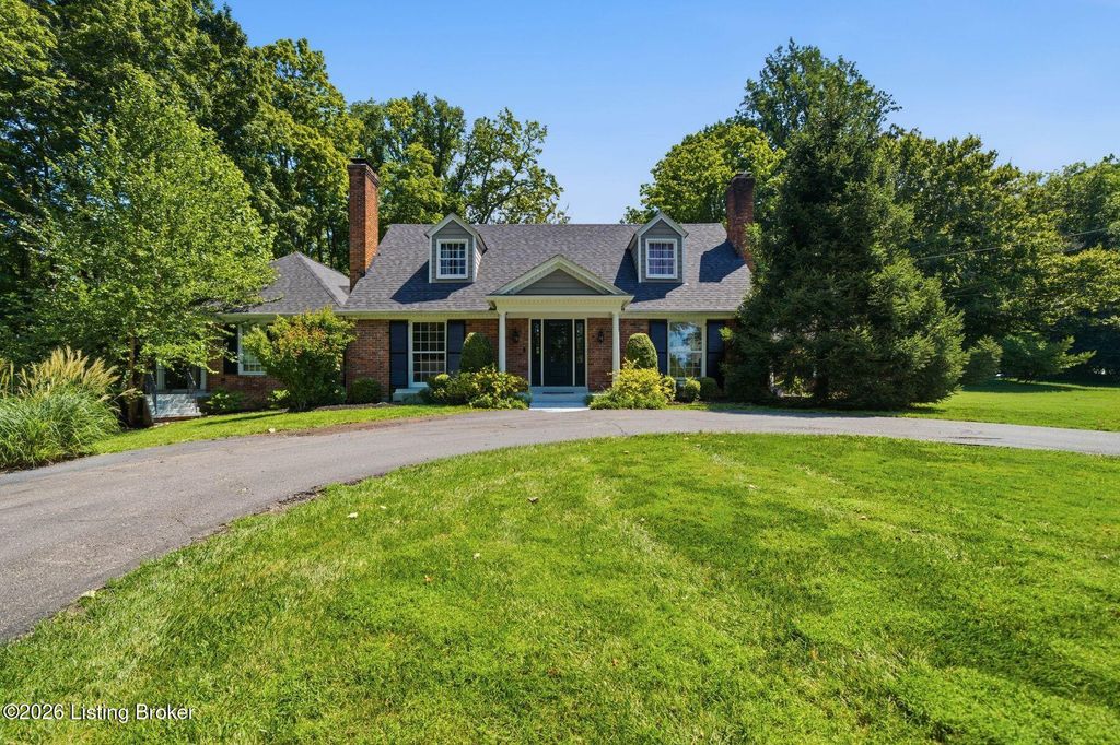 Photo of 12601 N Osage Rd, Anchorage, KY 40223 (MLS # 1723208)