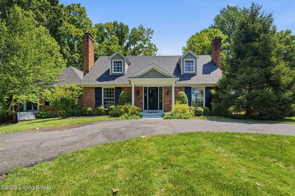 Photo of 12601 N Osage Rd, Anchorage, KY 40223 (MLS # 1723208)