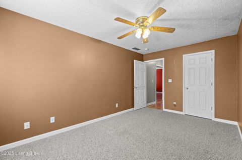 Tiny photo for 578 Lilly Ave, Louisville, KY 40217 (MLS # 1704752)