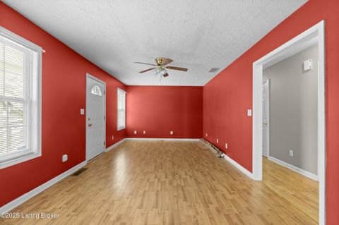 Tiny photo for 578 Lilly Ave, Louisville, KY 40217 (MLS # 1704752)