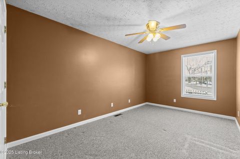 Tiny photo for 578 Lilly Ave, Louisville, KY 40217 (MLS # 1704752)